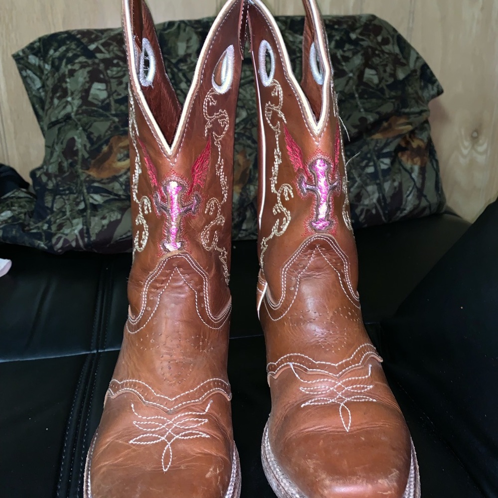Square toe Cowboy boots